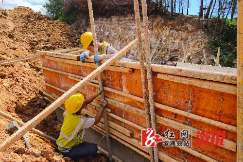 溆浦县殡仪馆及公墓一期建设加速推进 土石方工程进入新阶段